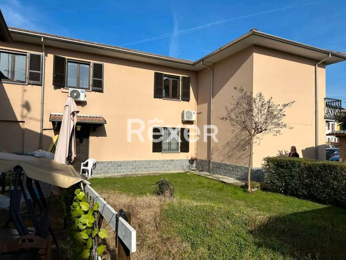 Casa con 6 locali in vendita in Vicolo Arcelli, Centro, Pizzale
