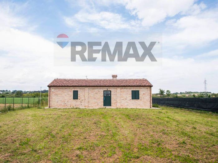Casa quadrilocale in vendita in via San Bernardo, Chiaravalle