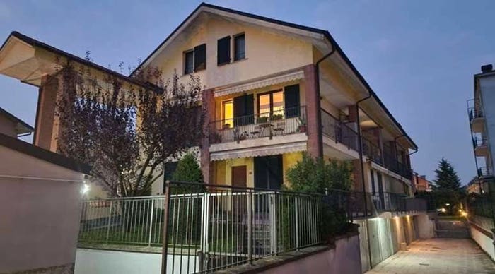 Appartamento trilocale in vendita in Via Milano, Centro, Landriano