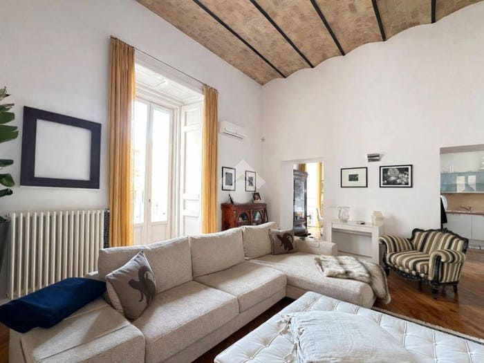Appartamento trilocale in vendita in Via Pietro Mascagni, Centro Storico, Foggia