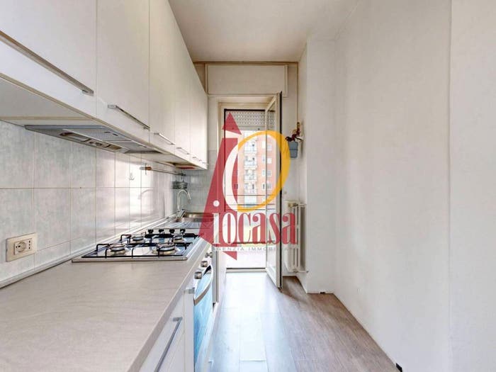Appartamento trilocale in affitto in Via Carlo Boncompagni, Corvetto, Milano