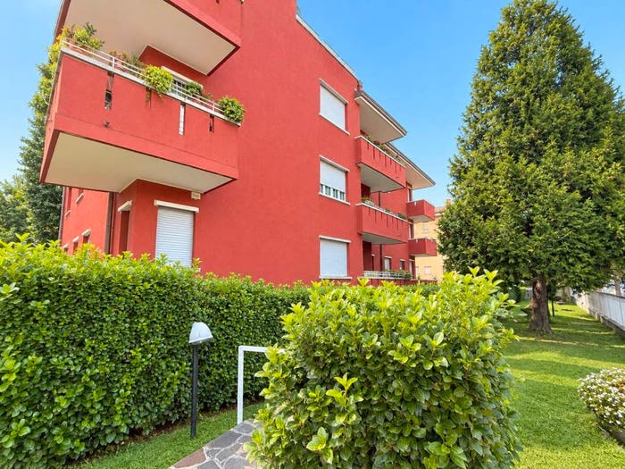 Appartamento trilocale in vendita in Via Casnida, Treviglio