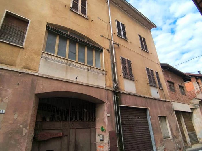 Casa con 6 locali in vendita in Via Vittorio Emanuele II, Maggiora