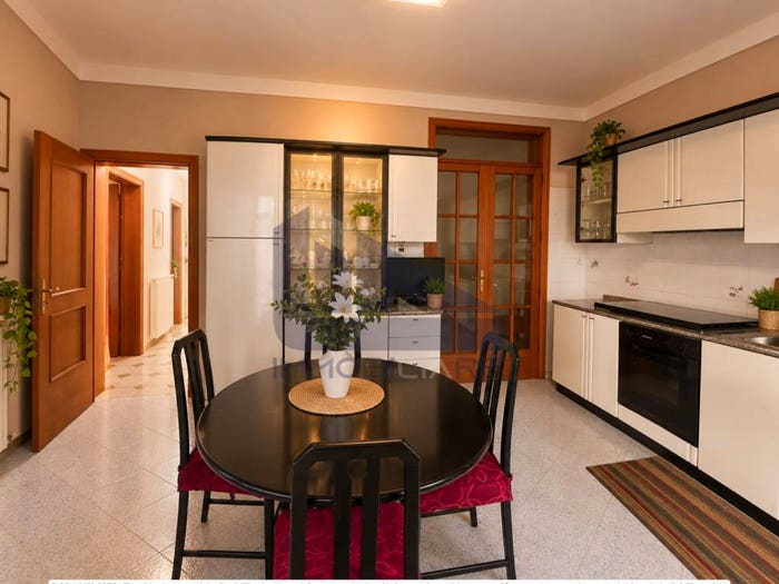 Casa con 6 locali in vendita in Via Vittorio Veneto, PresicceAcquarica