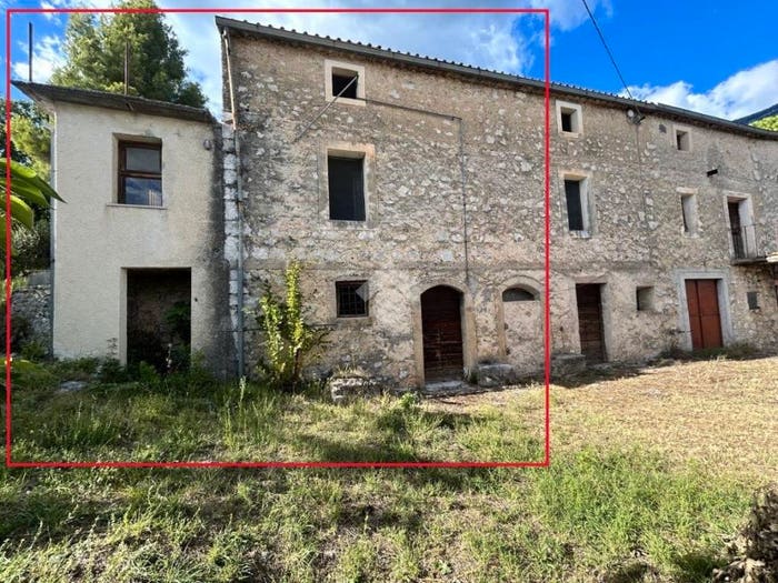Casa bilocale in vendita in Via Fontanelle, Centro, Alvito