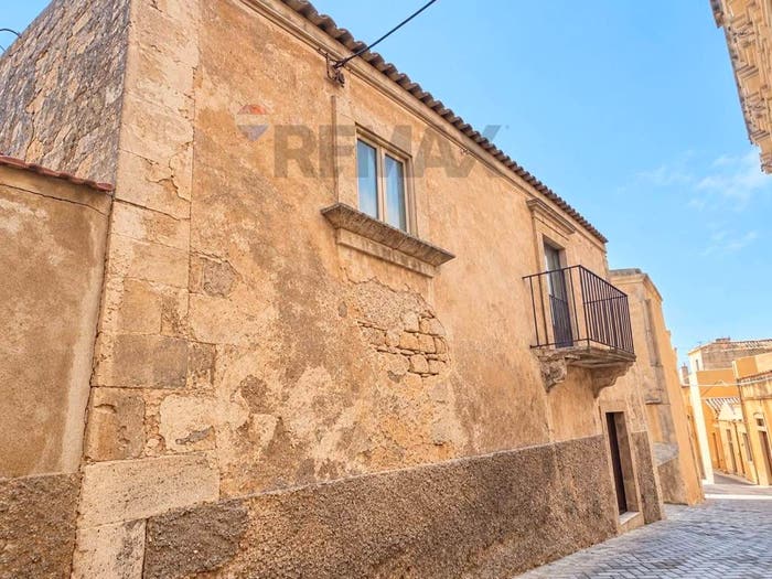 Casa trilocale in vendita in Via San Martino, Modica Alta, Modica