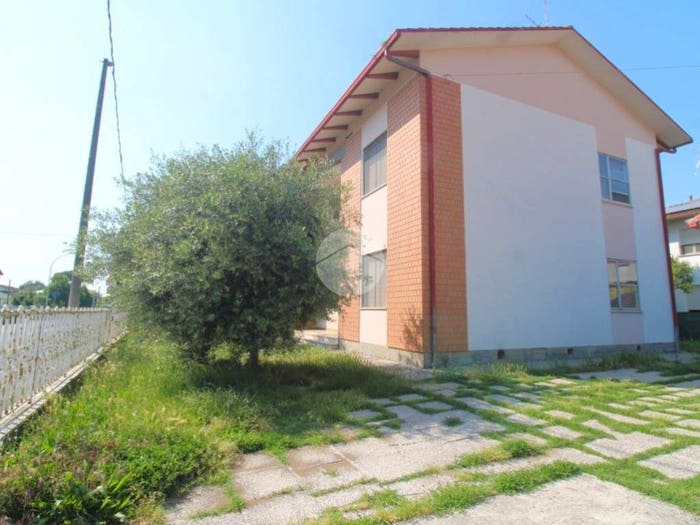 Casa quadrilocale in vendita in Via cavalli, Santa Maria Nuova, Bertinoro