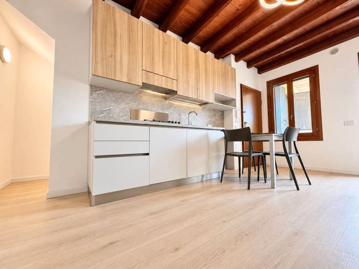Appartamento bilocale in vendita in Via Isidoro Alessi, Centro Storico, Este