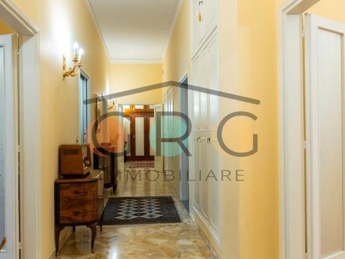 Appartamento con 6 locali in vendita in Centro, Barletta