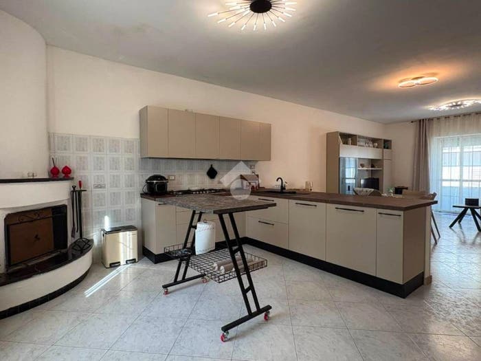Appartamento quadrilocale in vendita in Via Corrado alvaro, Centro, Sellia Marina