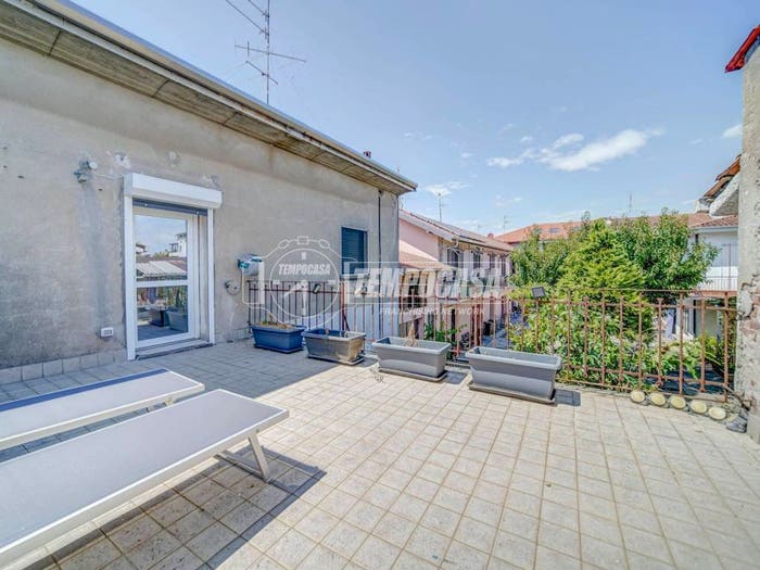Casa quadrilocale in vendita in Via G Alberti, Centro, Cairate