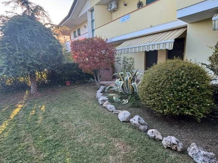 Appartamento con 5 locali in vendita in Guarda Veneta