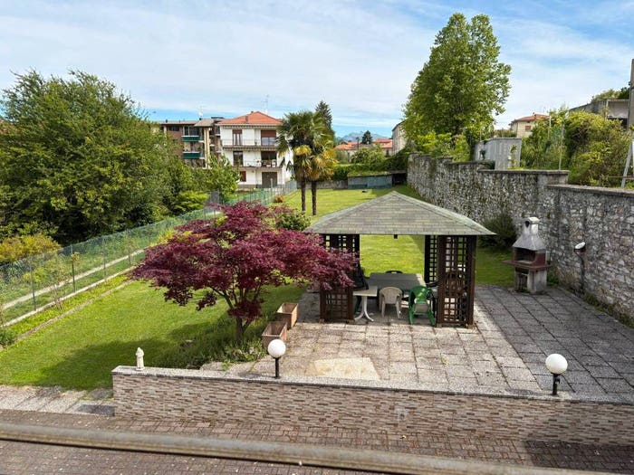 Casa quadrilocale in vendita in Via Luraschi, Centro, Olgiate Comasco