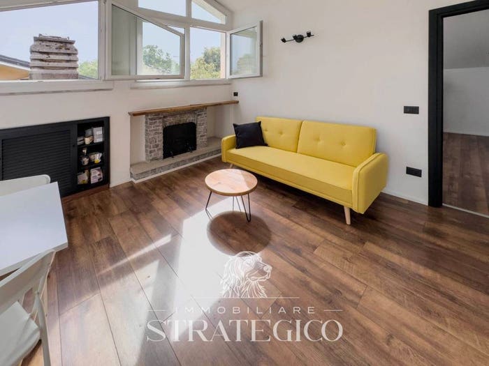 Casa bilocale in vendita in Via per Colazza, Pisano