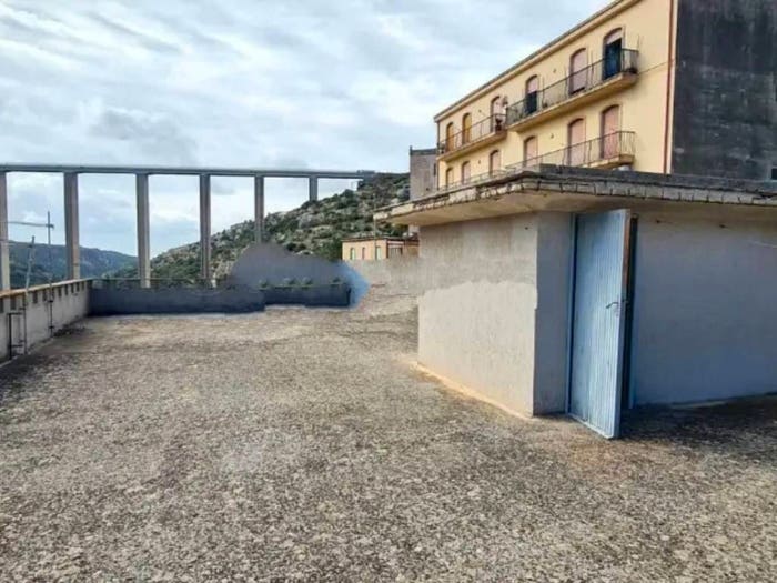 Appartamento con 5 locali in vendita in Via Nuova Sant'Antonio, Modica Bassa, Modica