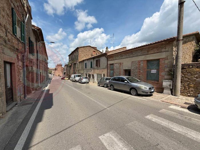 Casa con 6 locali in vendita in Via Roma, Centro, Ficulle