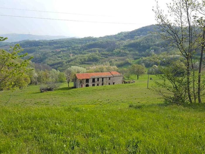 Casa con 5 locali in vendita in Roccaverano