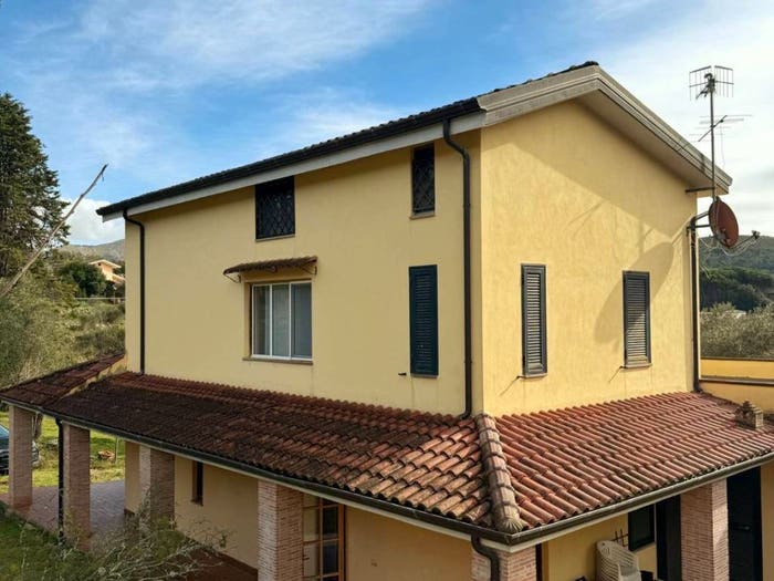 Casa con 6 locali in vendita in Via Magliana, Itri