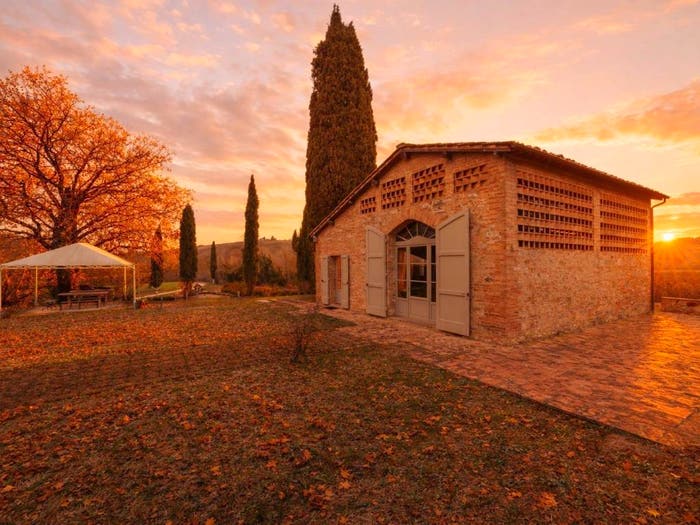 Casa con 6 locali in vendita in Traversa dei Monti, Montalcino
