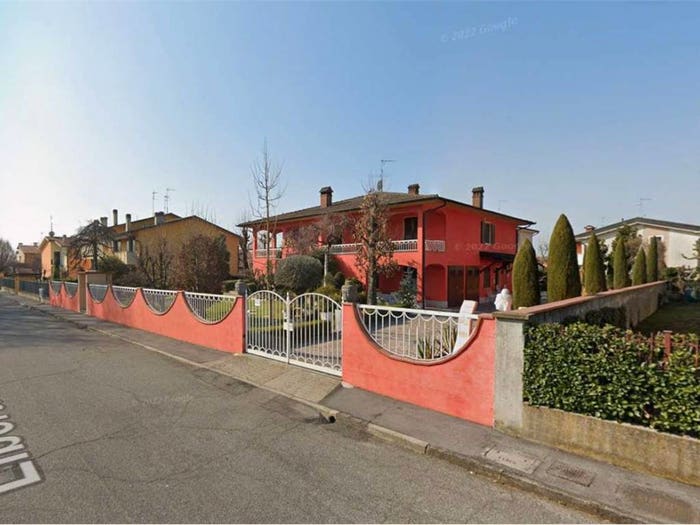 Casa con 6 locali in vendita in Via Martiri della Libertà, Centro, Malagnino