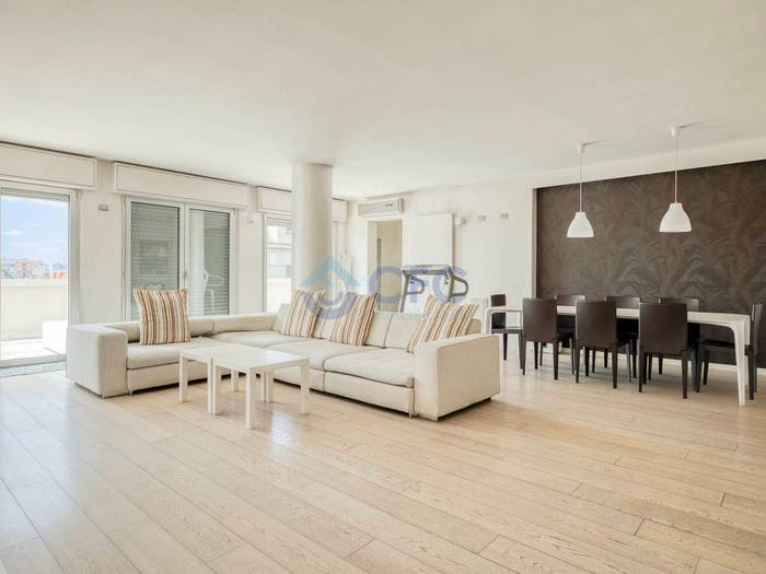 Casa quadrilocale in vendita in Via Antonio Meucci, Ponte Nuovo, Milano