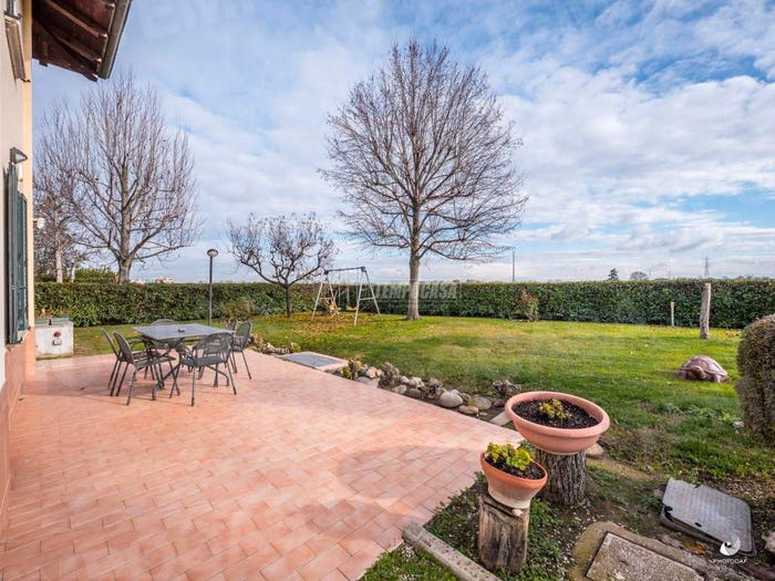 Casa quadrilocale in vendita in Via Piumazzo A, Castelfranco Emilia