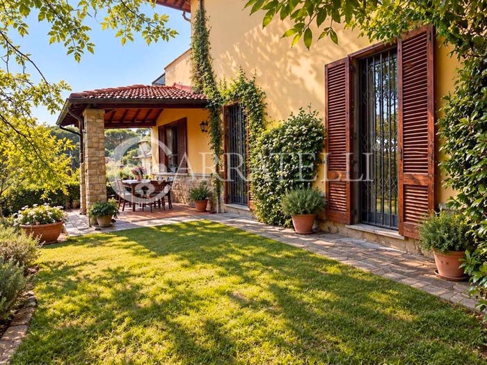 Casa con 6 locali in vendita in Viale Michelangelo, Michelangelo Poggio Imperiale, Firenze