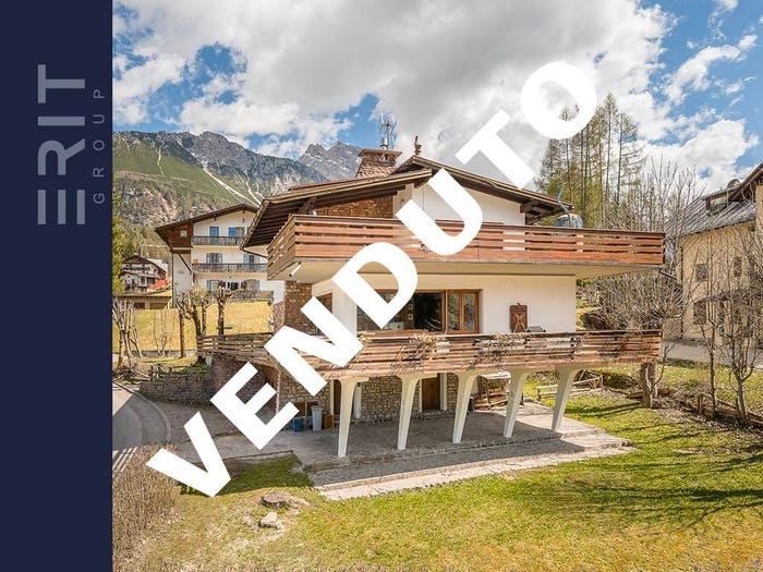 Appartamento con 6 locali in vendita in Località Cojana, Cortina d'Ampezzo