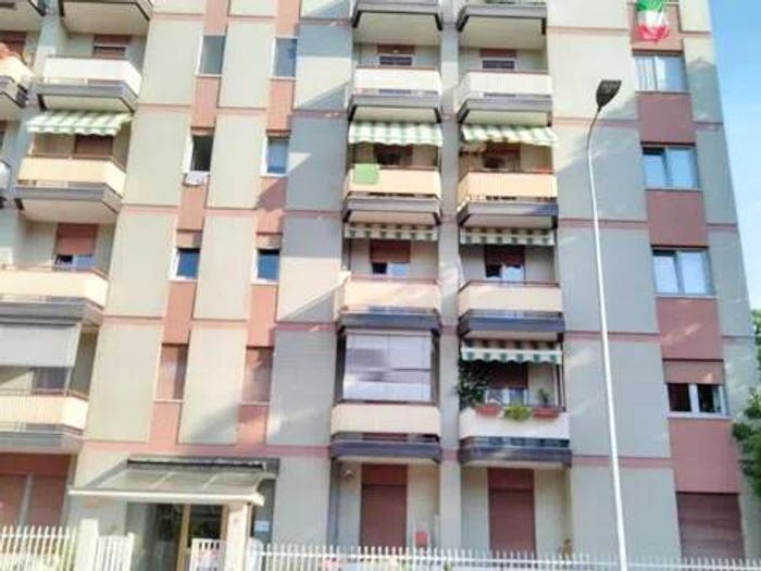 Appartamento trilocale in vendita in Via Asmara, Centro Città San Paolo, Biella