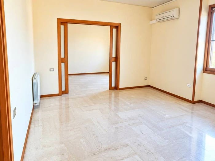 Appartamento con 6 locali in affitto in Via Generale Carlo Alberto Dalla Chiesa, Borgo Vecchio, Palermo