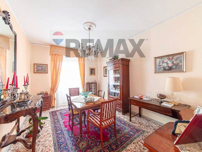Appartamento con 5 locali in vendita in Via Giambattista Vico, Nocera Inferiore