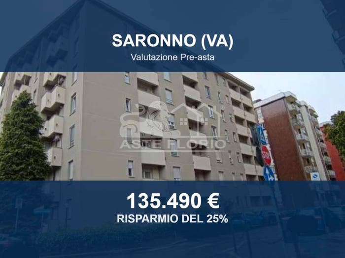Appartamento con 5 locali in vendita in Via Filippo Reina, Saronno
