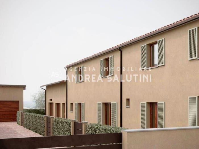 Appartamento trilocale in vendita in Via Indipendenza, Centro, Cascina