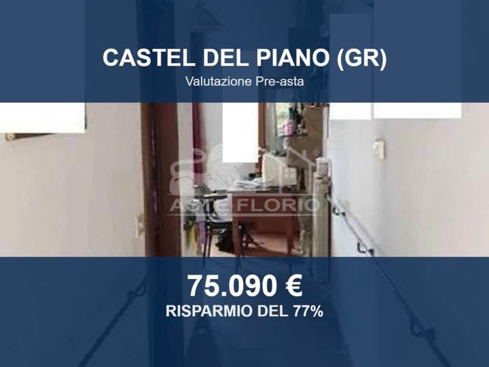 Casa con 5 locali in vendita in Via dei Mille, Centro, Castel del Piano