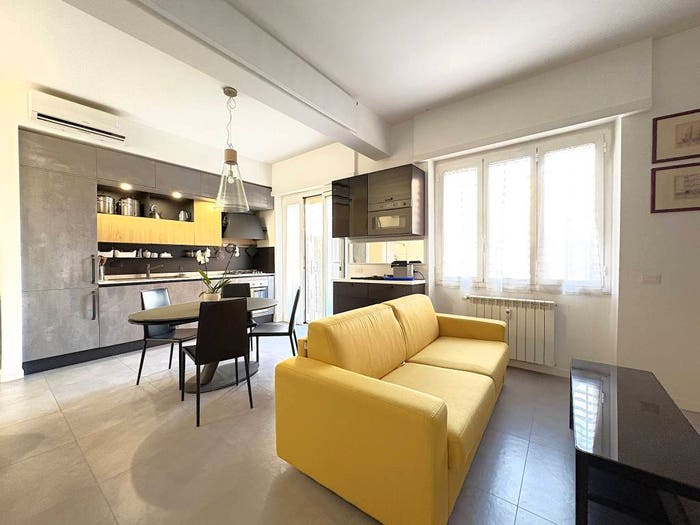 Appartamento trilocale in vendita in Via Giuseppe Troiani, Portuense, Roma