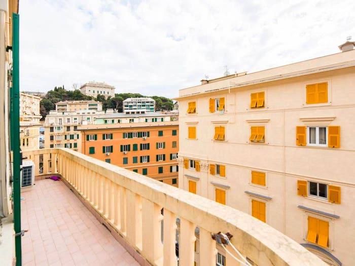Appartamento trilocale in vendita in Via Armenia, Foce, Genova
