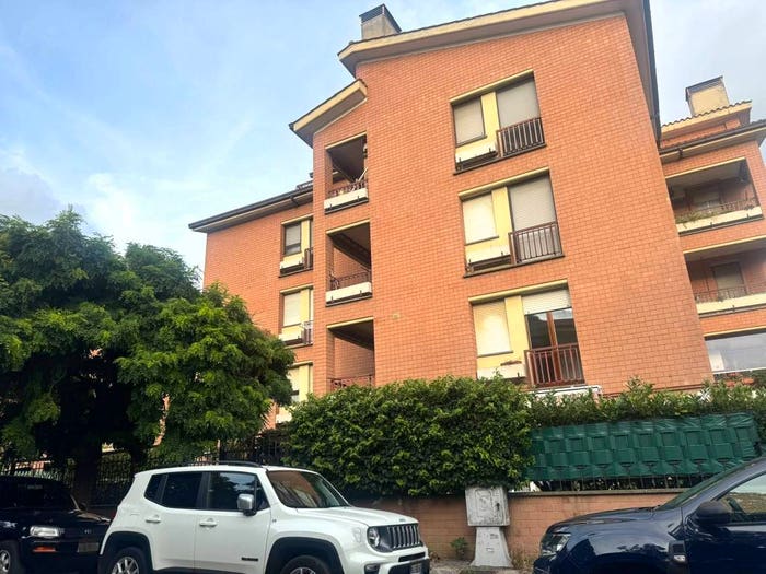 Appartamento trilocale in vendita in Via Roma, Centro, Genzano di Roma