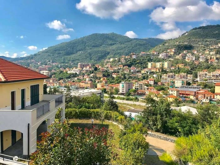 Casa con 6 locali in vendita in Via Giovanni da Verrazzano, Bavari, Genova
