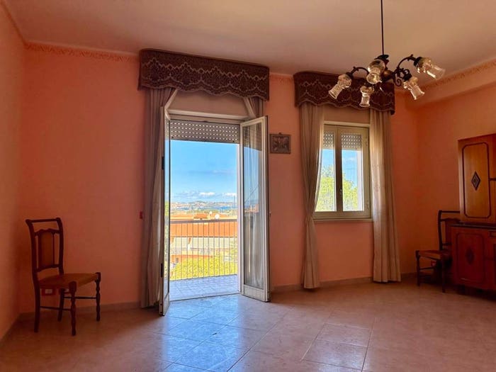 Appartamento con 6 locali in vendita in Via Enrico Berlinguer, Olivarella, San Filippo del Mela