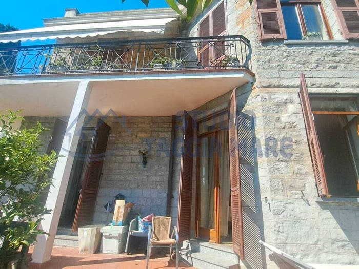 Casa con 6 locali in vendita in Via Cesare Balbo, Centro, Bordighera