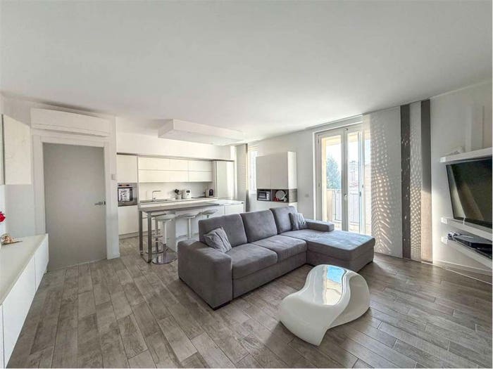 Appartamento trilocale in vendita in Via Garibaldi, Centro, Cuggiono