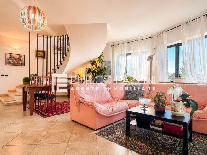 Casa con 6 locali in vendita in Vico delle Querce, Campli