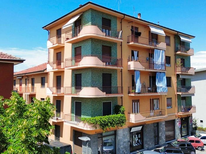 Appartamento trilocale in vendita in Strada Rorine, Borgo Piave Corso Europa Zona Ferrero, Alba