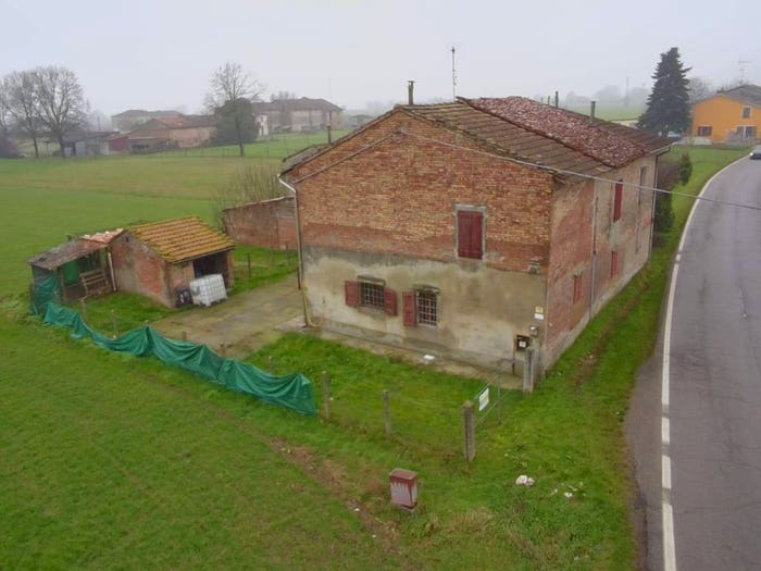Casa quadrilocale in vendita in Strada Verdi, Roccabianca