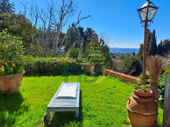 Casa con 6 locali in vendita in Via Vecchia Fiesolana, Centro, Fiesole