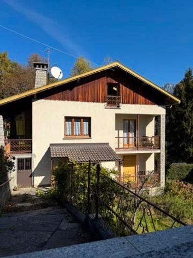 Casa con 6 locali in vendita in Frazione Mozzio, Mozzio, Crodo