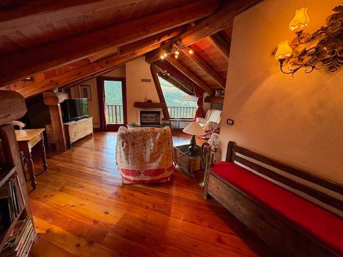 Casa con 5 locali in vendita in Frazione Thures, Cesana Torinese