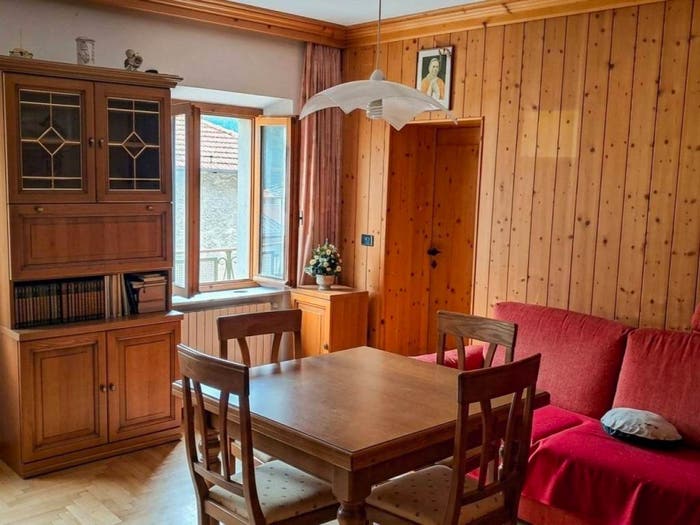 Appartamento con 6 locali in vendita in Via Monsignore Ciani, Centro, Domegge di Cadore