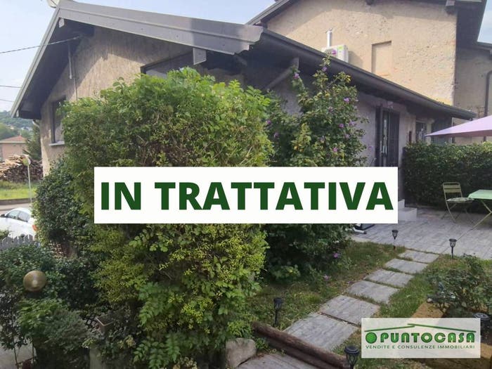 Casa bilocale in vendita in Via Mulini, Mulini, Uggiate con Ronago