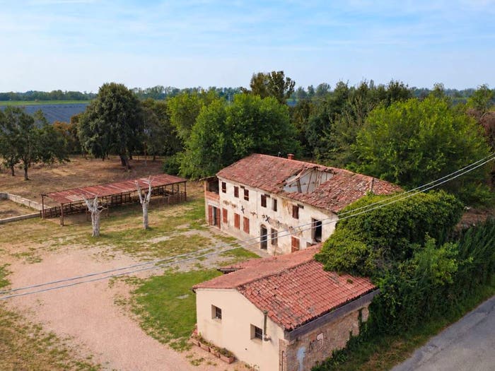 Casa con 6 locali in vendita in Via Beccacivetta, Albaredo d'Adige
